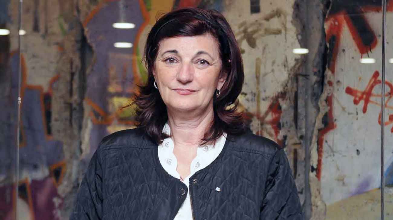 “No se reduce el gasto social, sino que se cambia el sentido”