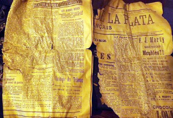 Encontraron trozos de un diario argentino de 1908 en la Cordillera de los Andes