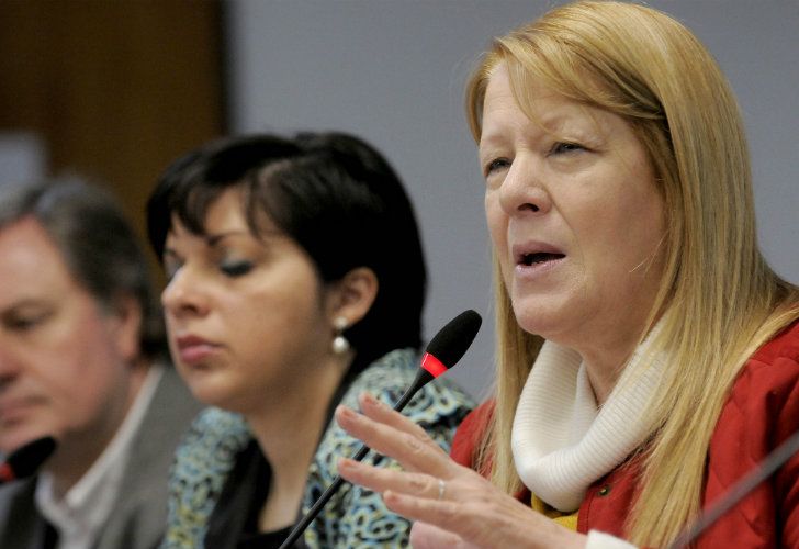 Stolbizer prepara una denuncia contra el mega decreto de Macri