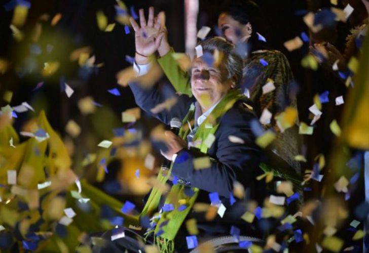 El oficialista Lenín Moreno se impuso en las elecciones presidenciales en Ecuador