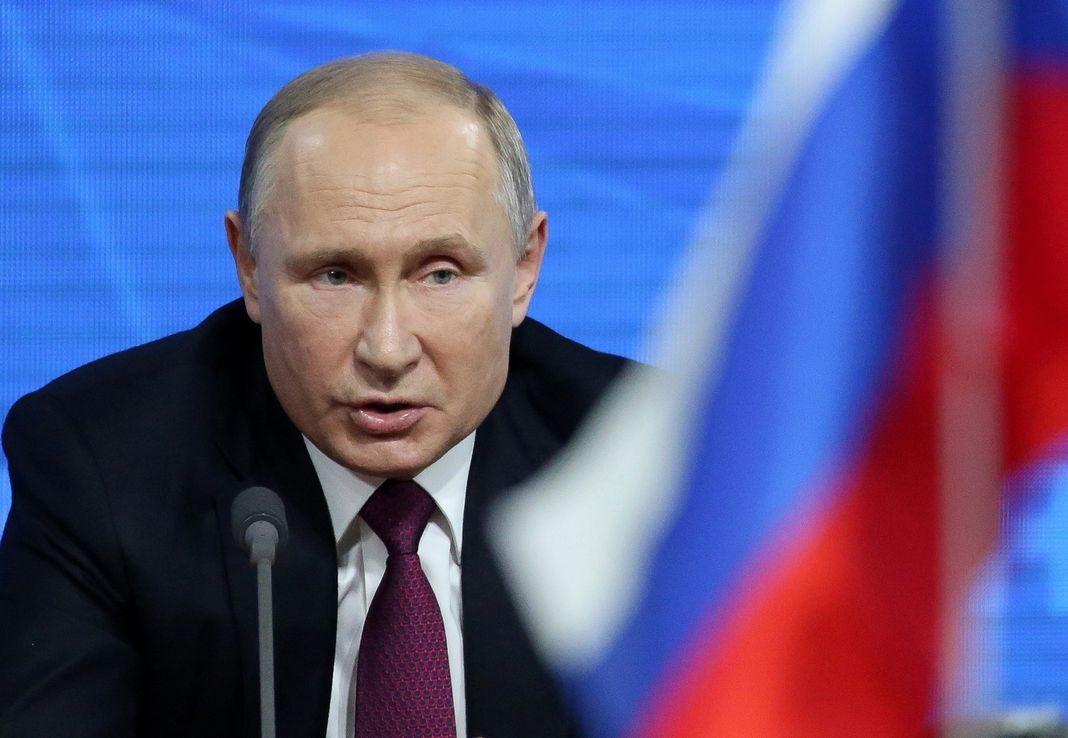 ¿Quiere usar email en Rusia? Primero dele su número al Kremlin