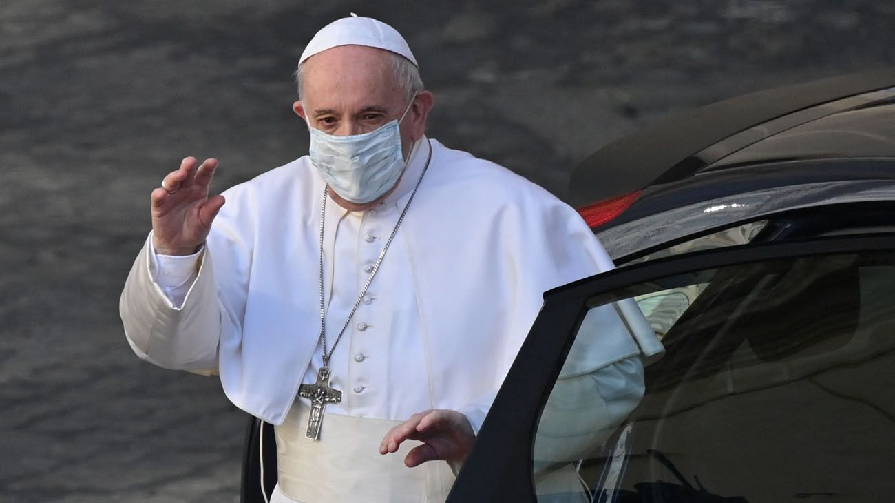 Internaron al papa Francisco para una operación quirúrgica