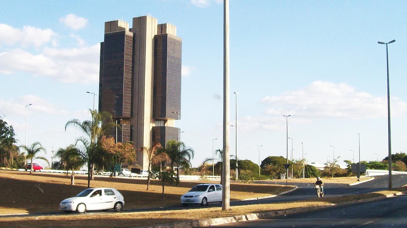 La inflación en Brasil se desaceleró menos de lo esperado en febrero