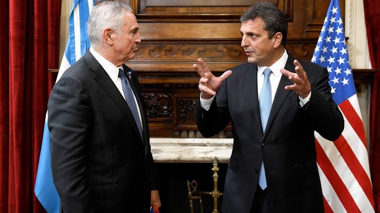 Massa recibió en el Congreso al embajador de EEUU, Marc Stanley