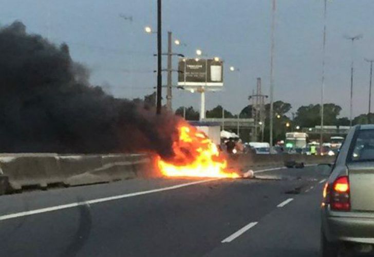 Tres muertos al incendiarse un auto en Panamericana