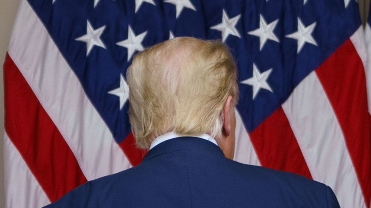 ¿Vuelve Trump a la Casa Blanca? La última teoría conspirativa preocupa al poder en EEUU