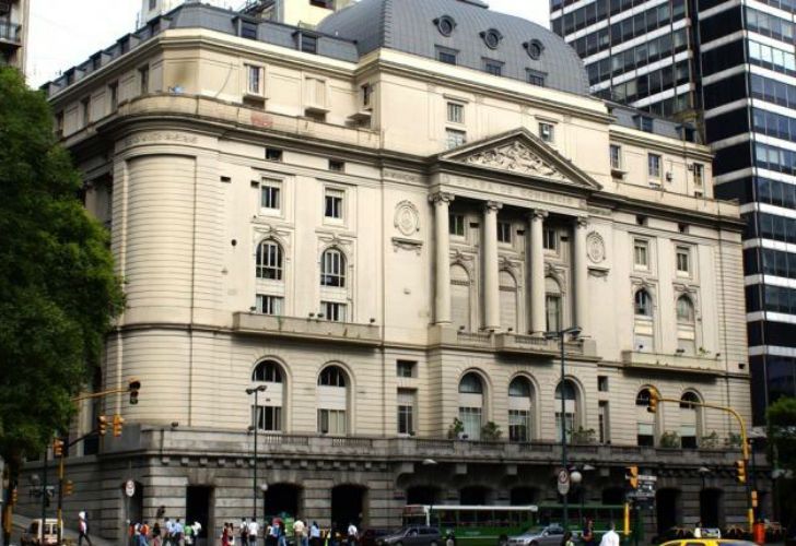 Misterioso robo en la Bolsa de Comercio porteña
