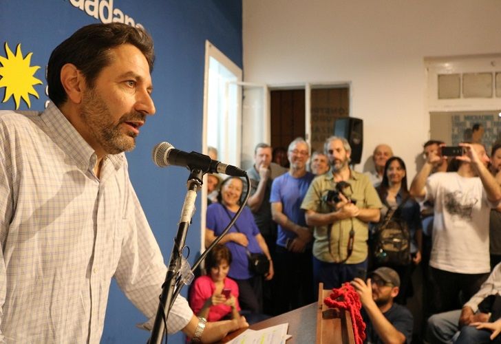 Con ausencias, Carro inauguró el local de Córdoba Ciudadana