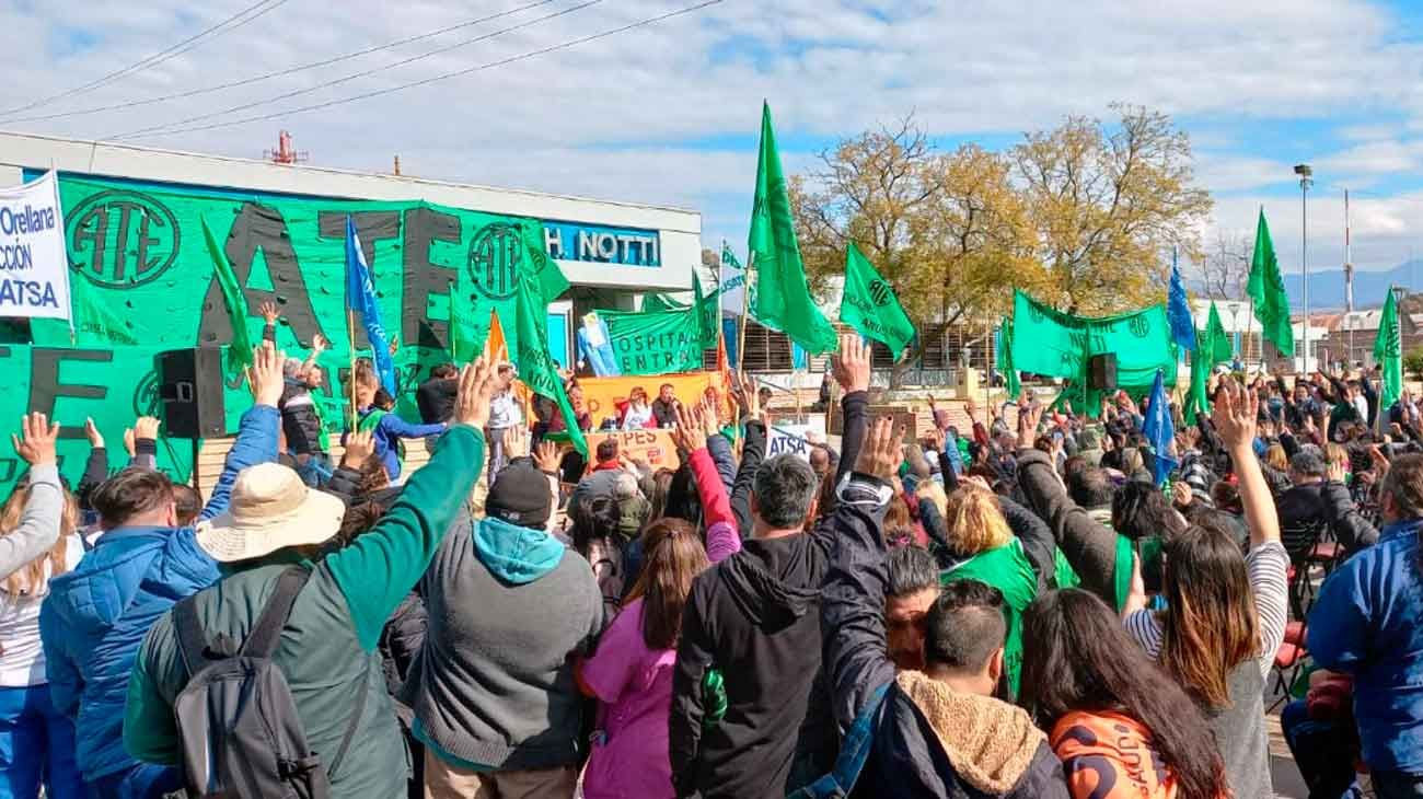 En diferentes provincias se recalienta la pelea con los estatales
