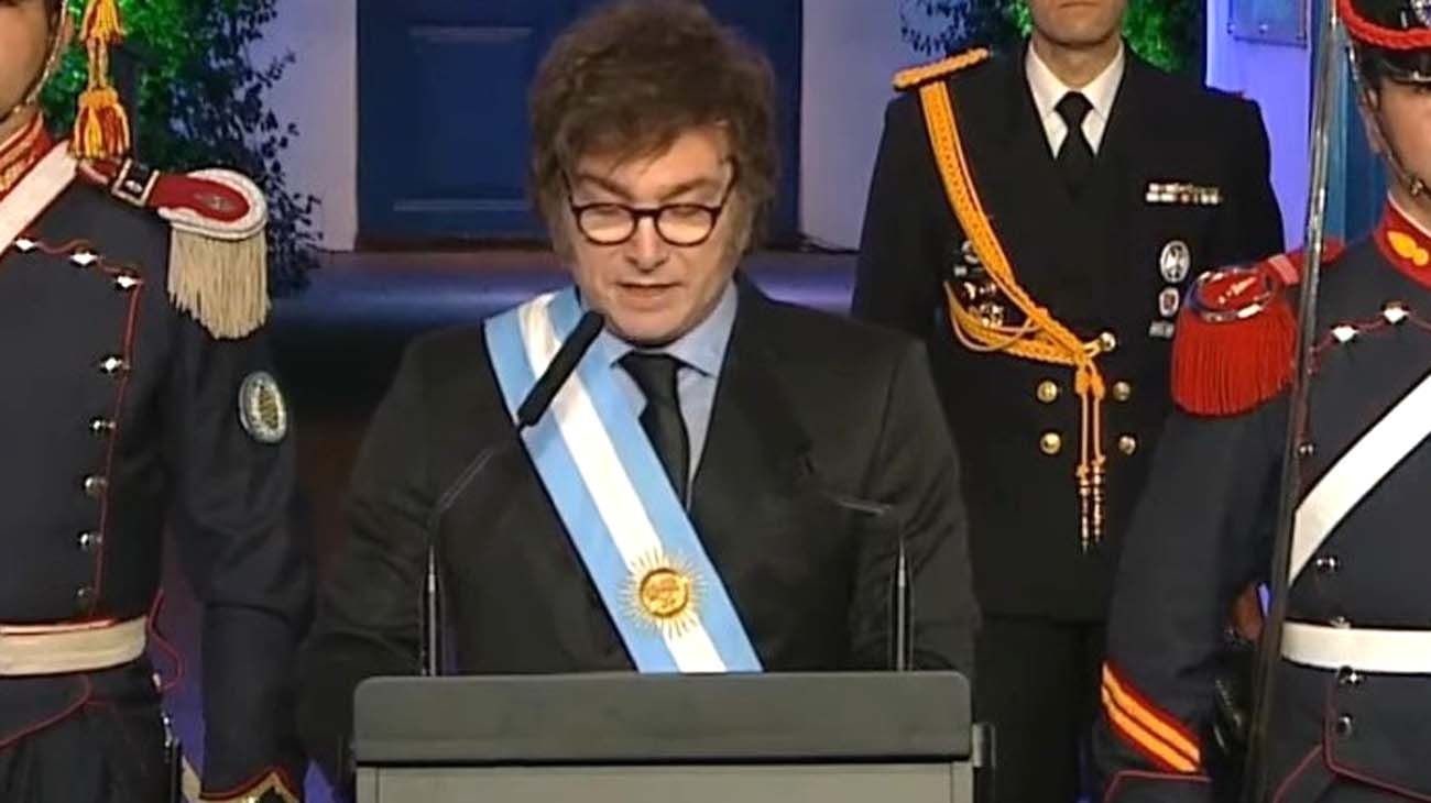 Vínculos al límite: el Gobierno intercambia promesas y reproches con todos los sectores