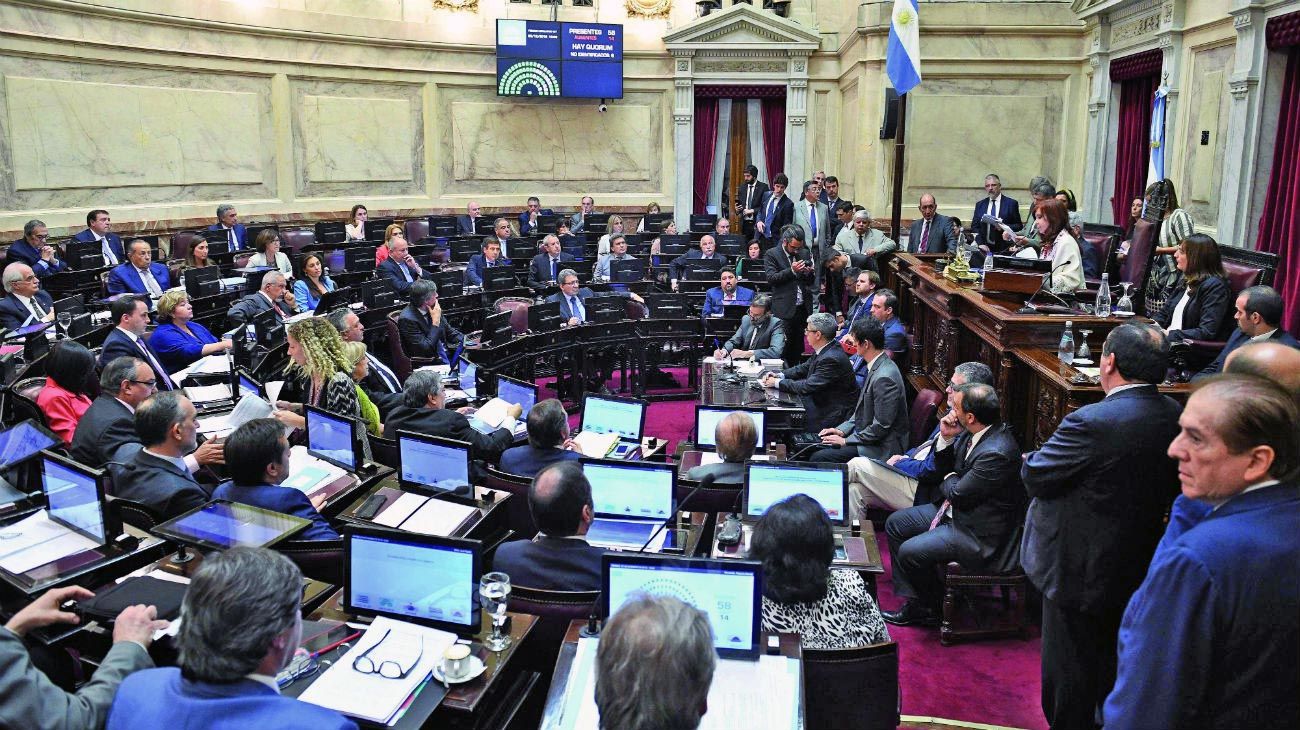 El debut de Alberto con la megaley sumó aliados y tuvo fuertes cruces