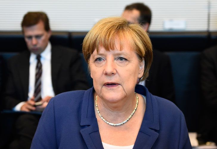 Video | Ángela Merkel hizo llorar a una niña palestina refugiada