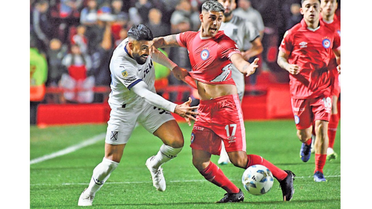 El Rojo empató con Argentinos y puso el riesgo su liderazgo en la Copa