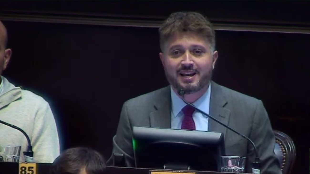 Sergio Siciliano: "Esta reforma educativa no se parece a ninguna aplicada en otros países"