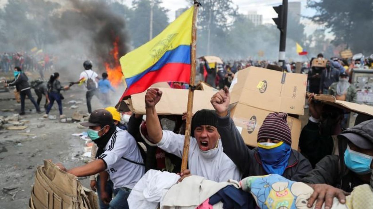 Continúan las protestas en Ecuador y escala la tensión social