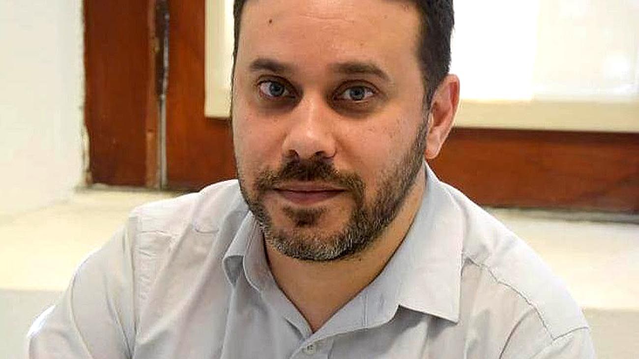 Para el jefe de asesores de Salud de PBA la vacuna "no debe ser obligatoria"