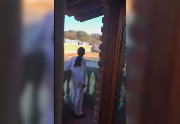 Video: El particular saludo de Milagro Sala a los Gendarmes que la custodian