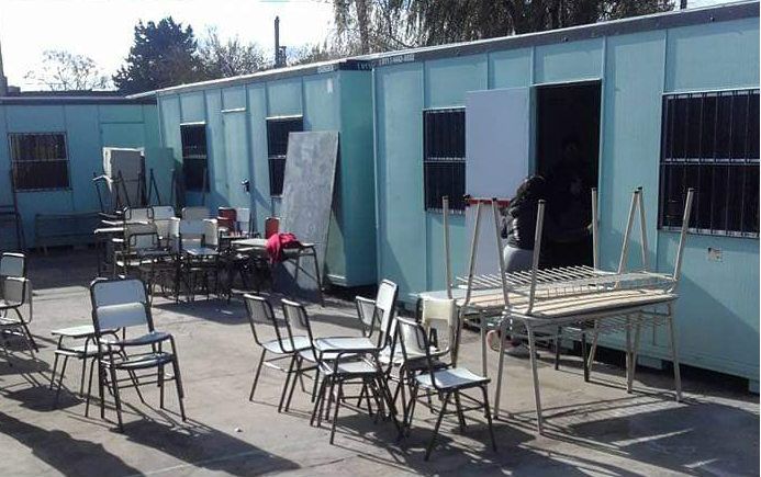En la provincia de Buenos Aires empezaron las clases con 105 aulas container