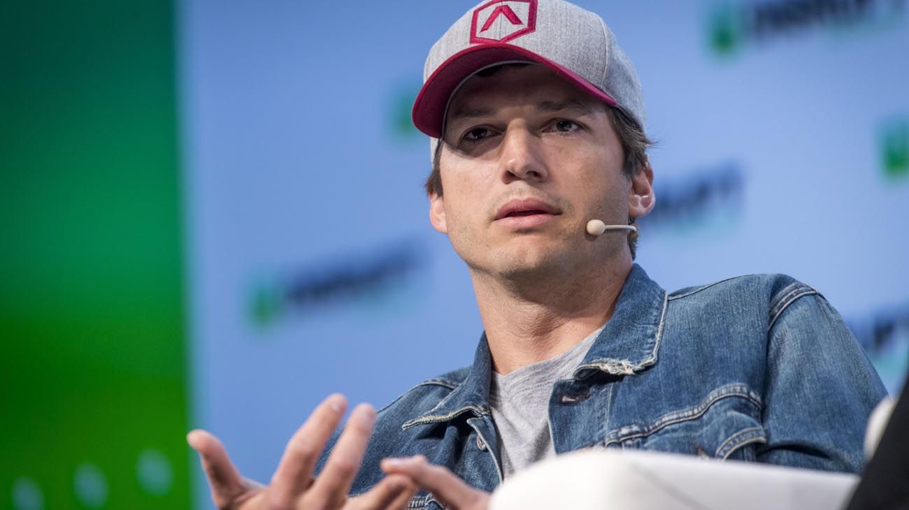 Qué es la vasculitis, el raro trastorno autoinmune que afectó al actor Ashton Kutcher