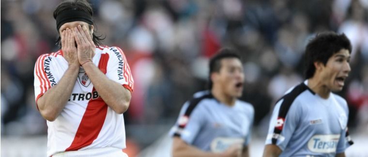 Histórico: River descendió a la B