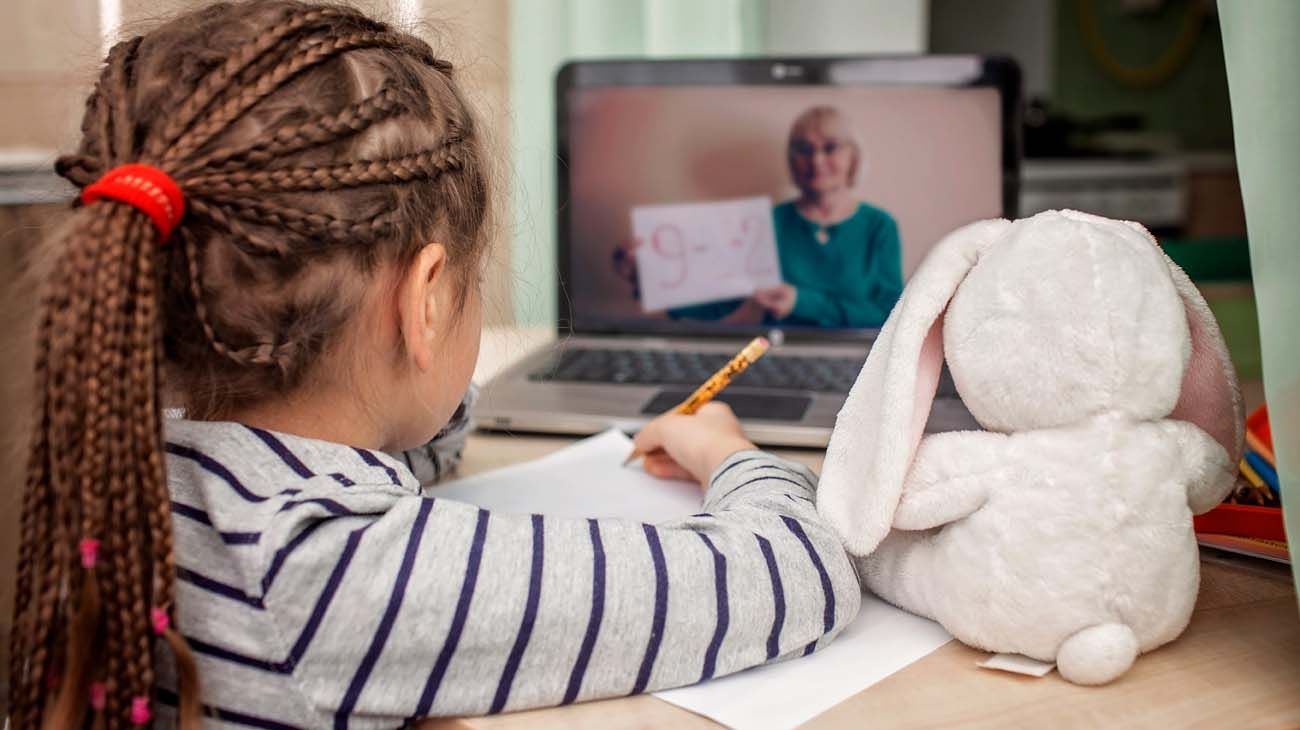 Protección y seguridad online para niños y niñas