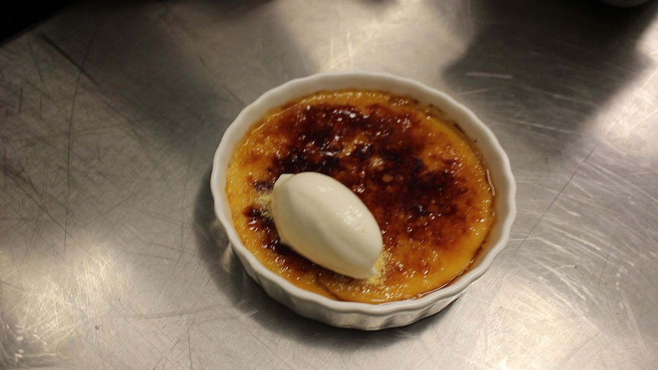 Cómo preparar una creme brulee en casa