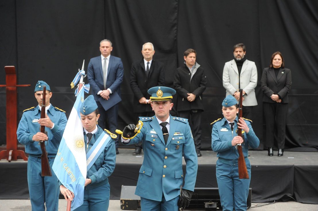 Video: Kicillof fue abucheado por llegar tarde a un acto y debió suspender su discurso