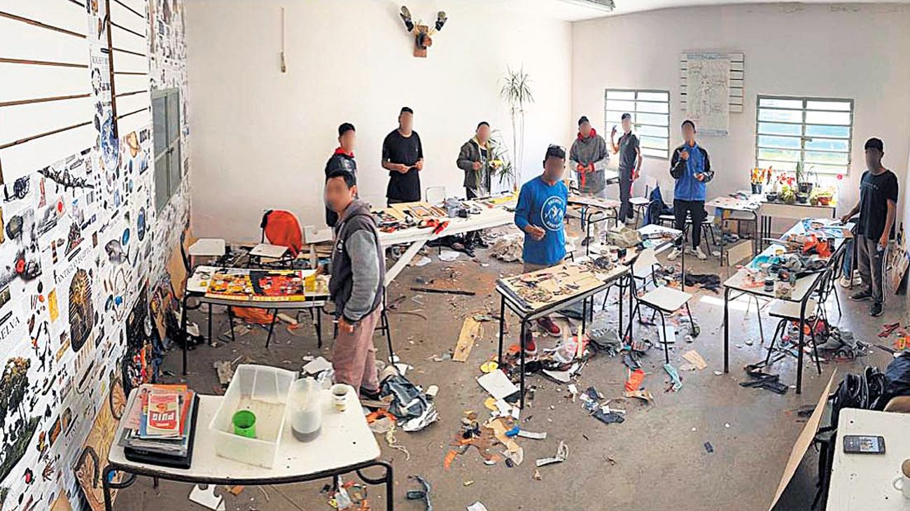 Cuando el arte borra las rejas y los muros