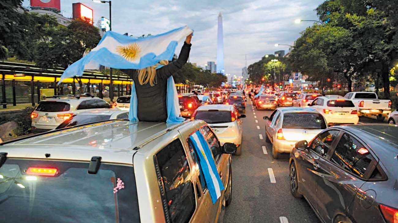 Un 'banderazo' que rememoró a la 125