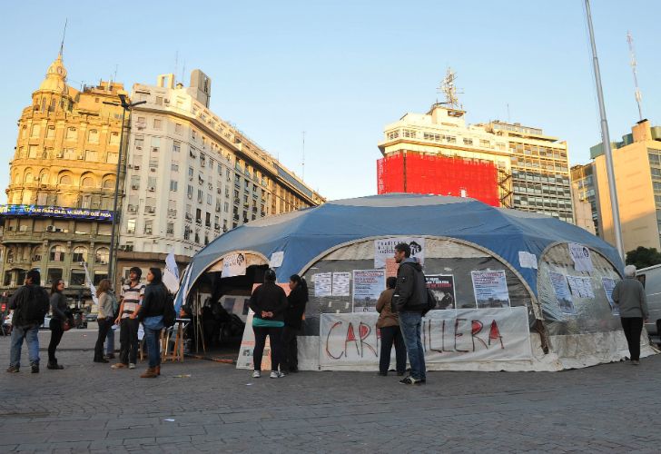 La "carpa villera" inicia la segunda semana de huelga de hambre