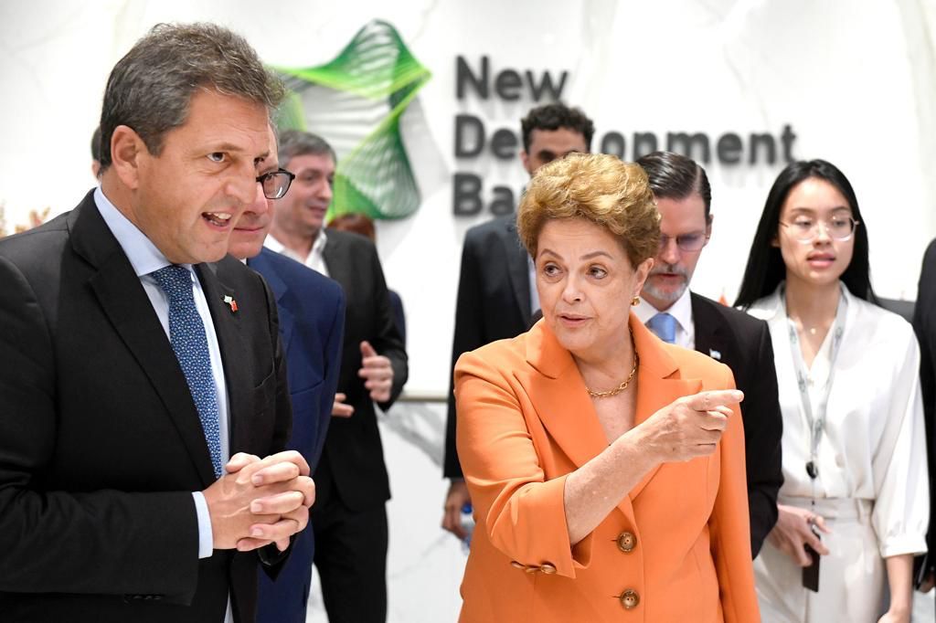 Con el aval de Brasil, Argentina dio un paso clave para ingresar al banco de los BRICS