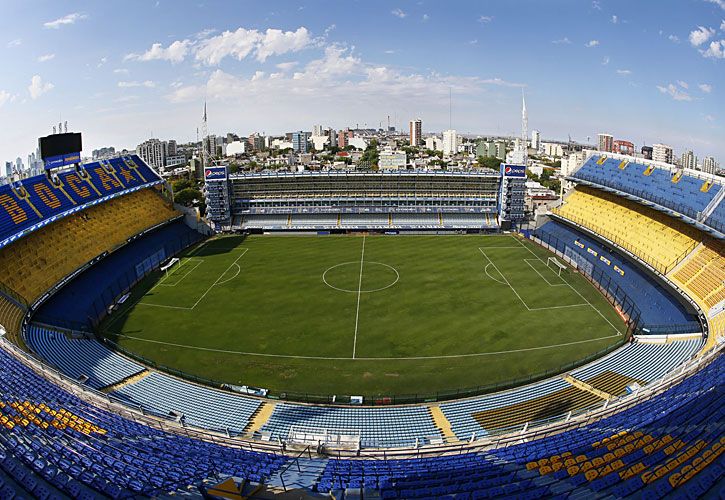 El pánico a tener un país con canchas vacías