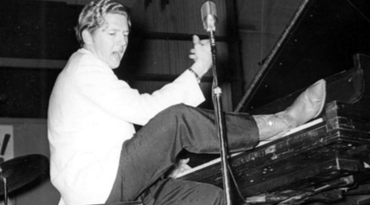 Jerry Lee Lewis, de aprender canciones evangélicas a casarse con su sobrina de 13 años