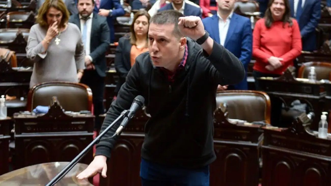Diputado nacional, Juan Marino: "Denunciamos penalmente a Milei porque el DNU es ilegal"