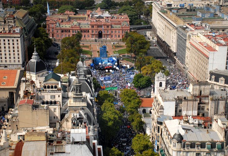 La oposición respaldó la movilización de los docentes