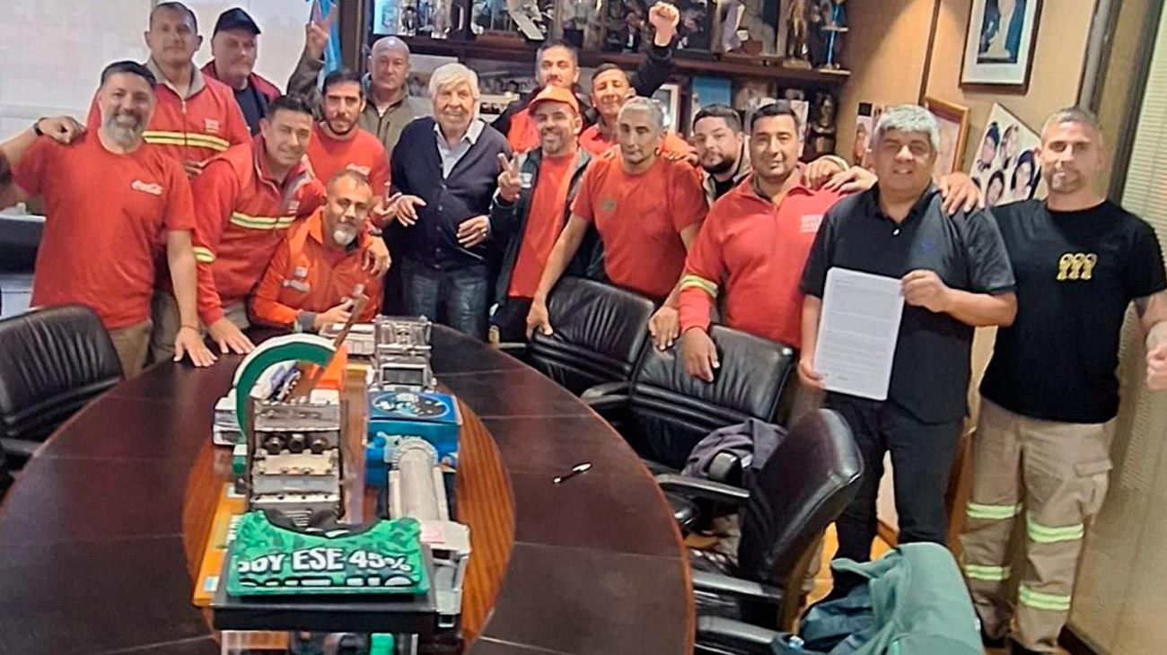 Los Moyano unidos para no perder Camioneros