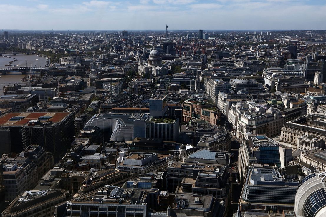 Viviendas sin vender en Londres bajan tras máximo histórico