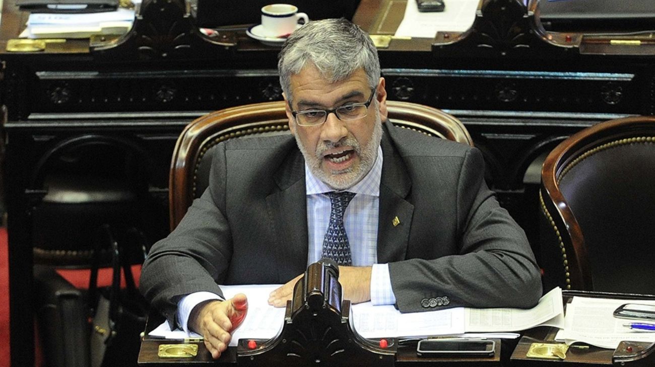 Roberto Feletti: "Aprobamos la gestión de Sergio Massa"