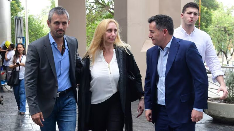 Libra: ante la escalada del conflicto LLA apuesta a un puro para blindar a Milei