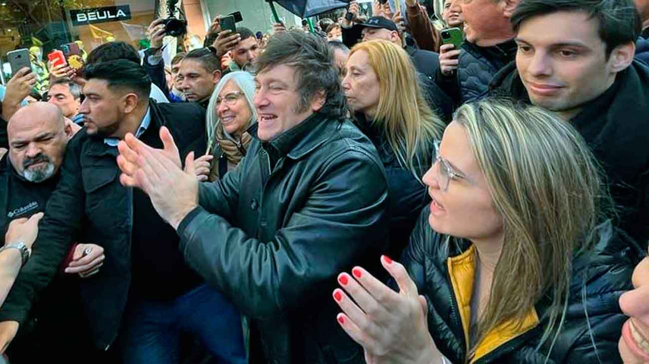 Campaña de cercanía, la nueva consigna de los libertarios para agosto