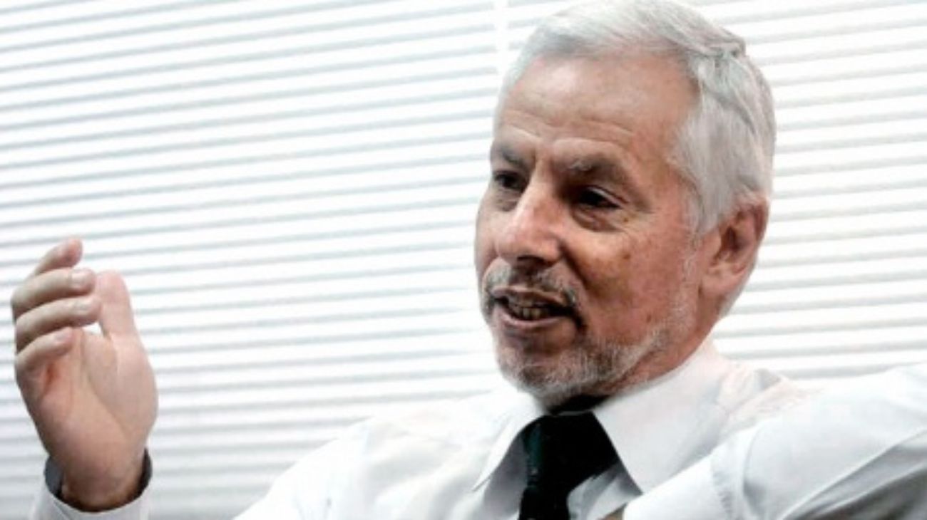 Jorge Vasconcelos: "Si se dolarizara, se perdería la mitad del salario"