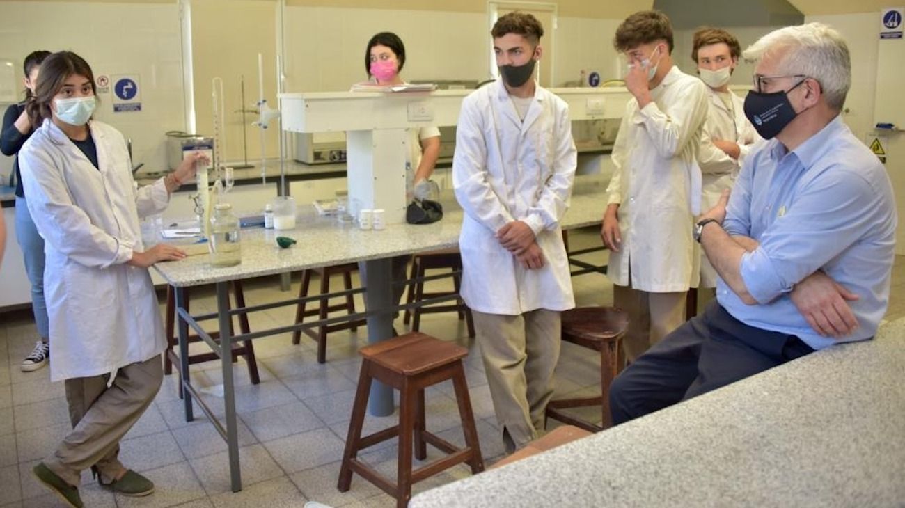 Julián Domínguez: "Con la biotecnología haremos frente a los desafíos del cambio climático"