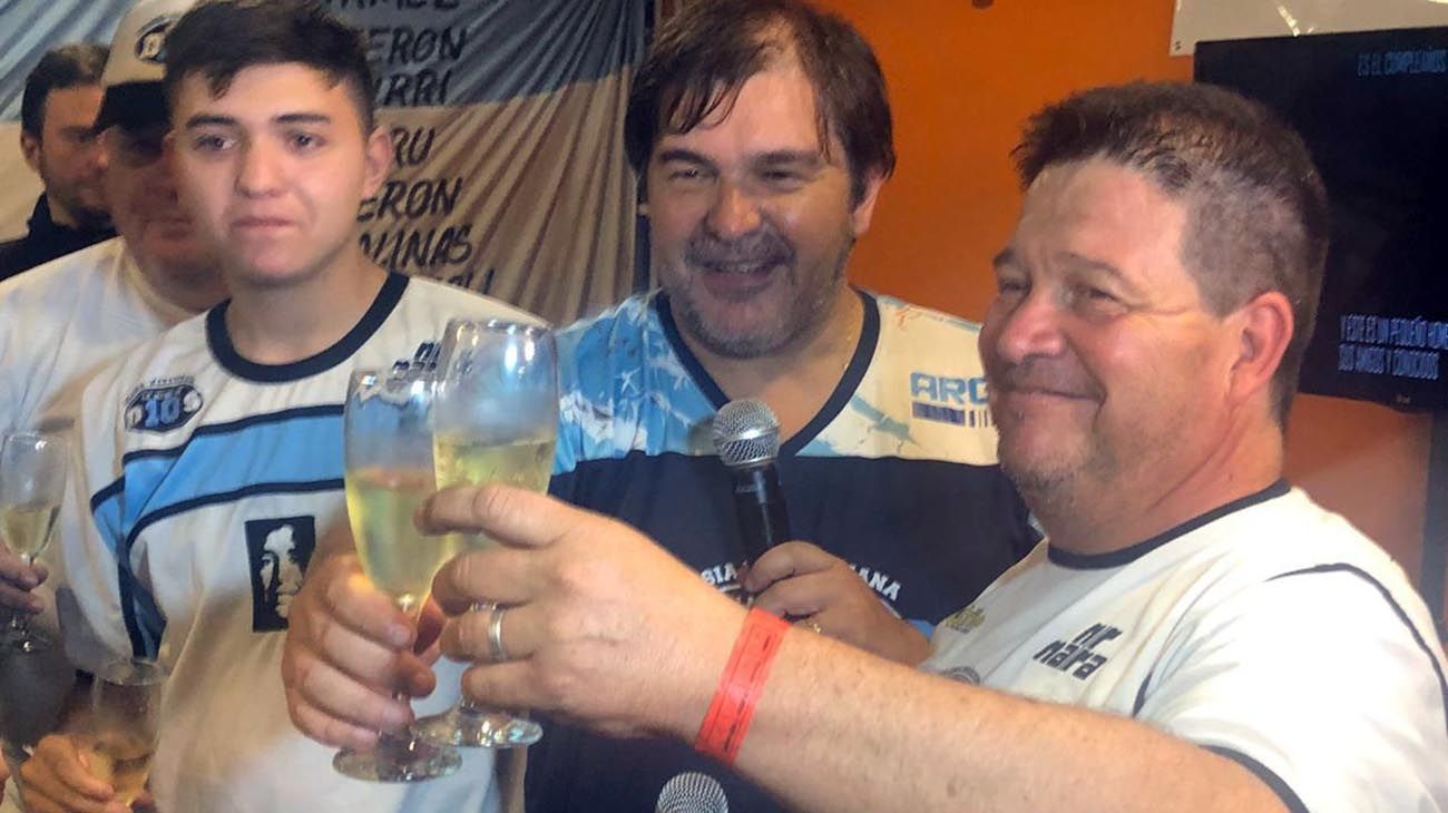 El paso de Diego Maradona por Rosario dio origen a la increíble Iglesia Maradoniana