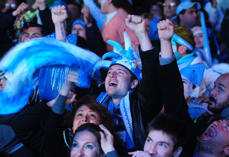 Los argentinos se las están rebuscando para llegar al Mundial