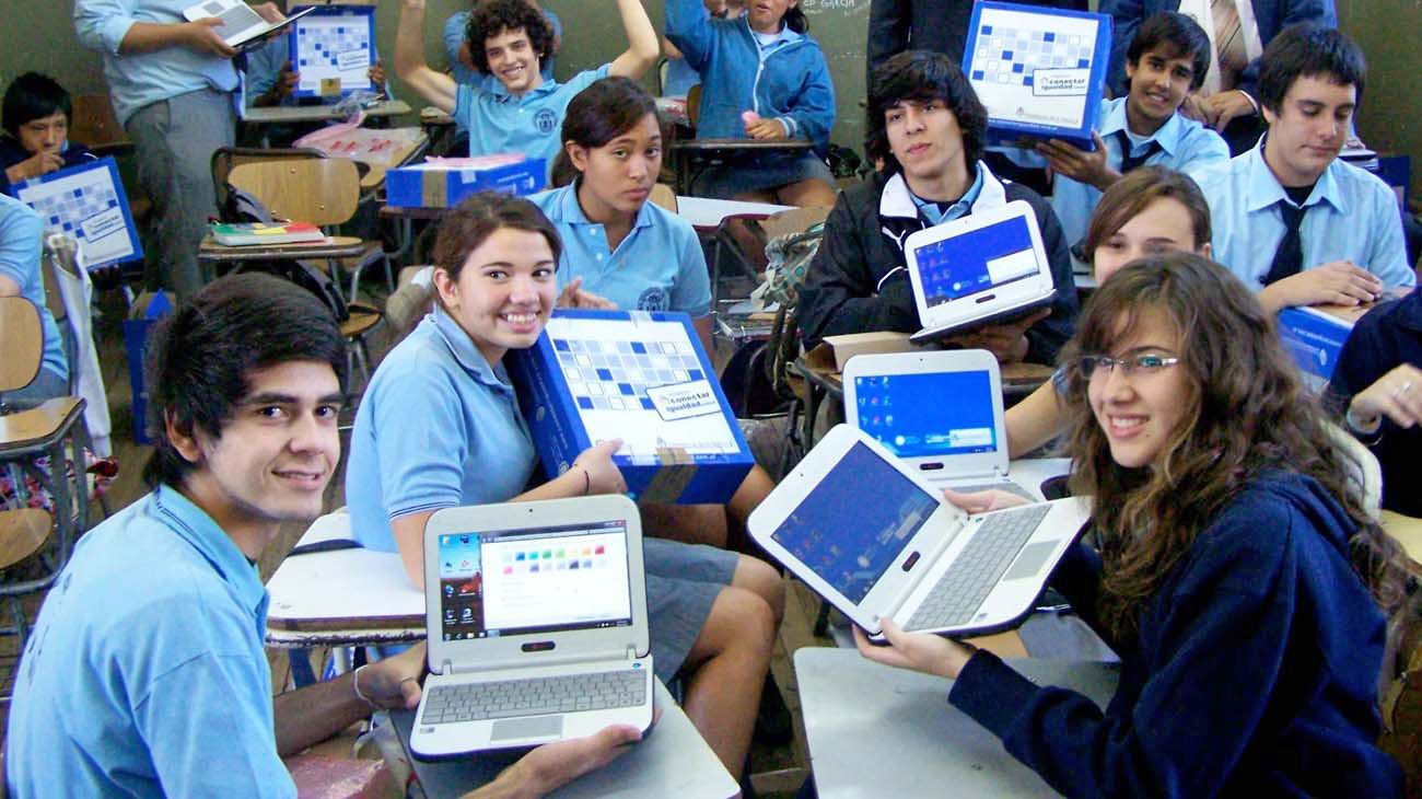 “En educación no todo puede girar alrededor del tema de la informática”