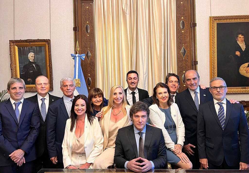 Día 4: Todo lo líquido se desvanece en el dólar