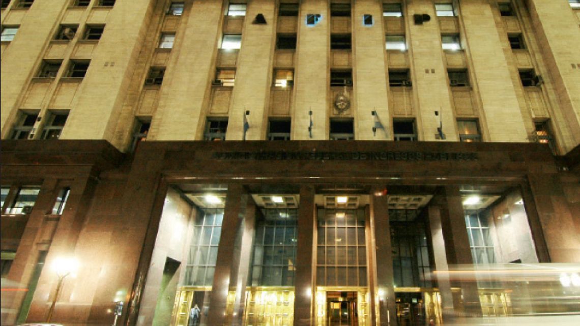AFIP endureció el control sobre los pagos al exterior de servicios