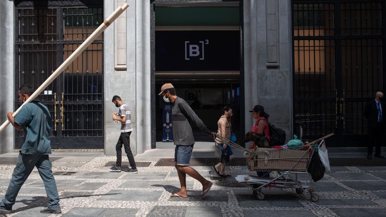 El desempleo en Brasil cayó a su nivel más bajo desde 2015