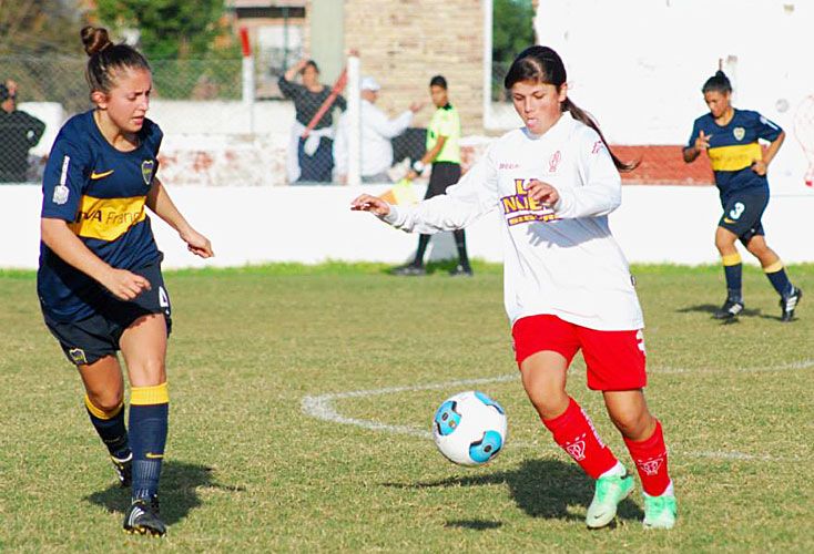 El fútbol femenino, olvidado