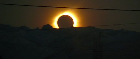 La Patagonia vio un eclipse solar histórico